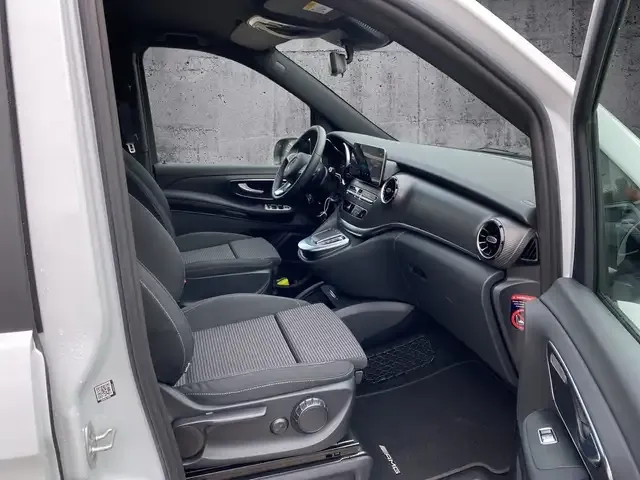 Mercedes-Benz V 250