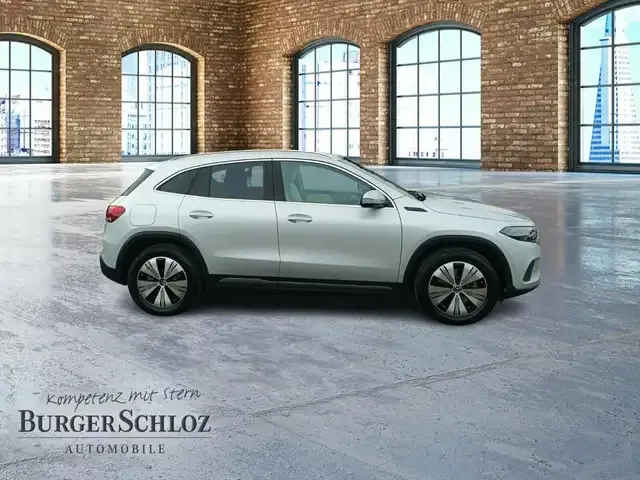 Mercedes-Benz EQA 300