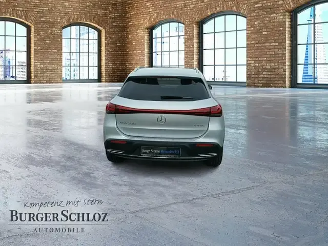 Mercedes-Benz EQA 300