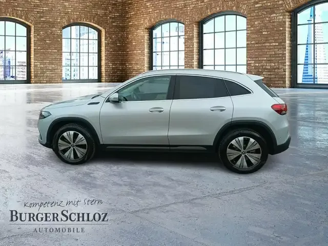 Mercedes-Benz EQA 300