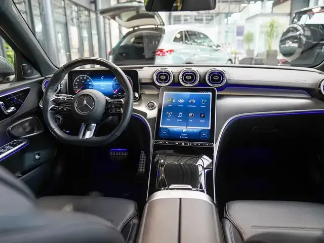 Mercedes-Benz C 220