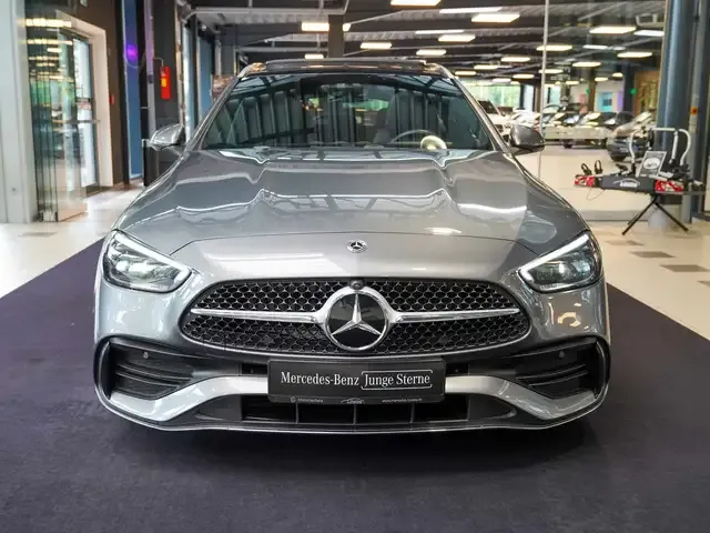 Mercedes-Benz C 220