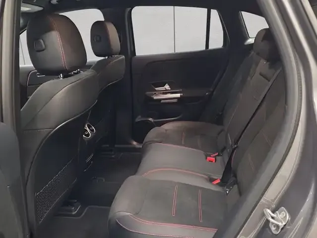 Mercedes-Benz EQA 300