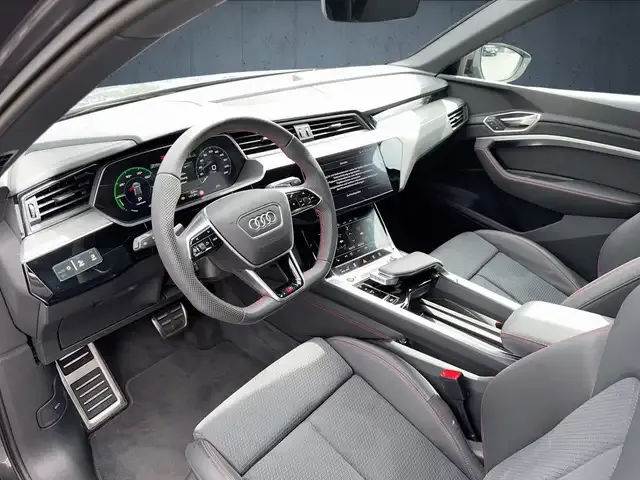 Audi Q8 e-tron