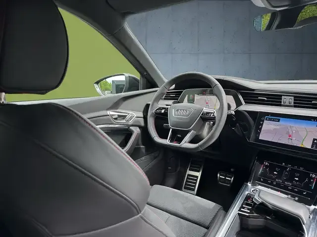 Audi Q8 e-tron