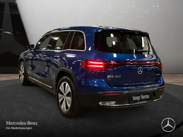 Mercedes-Benz EQB 300