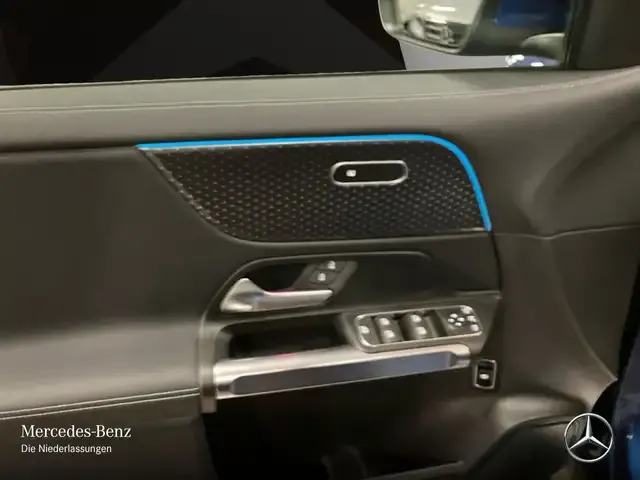 Mercedes-Benz EQB 300