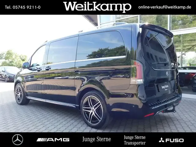 Mercedes-Benz V 220
