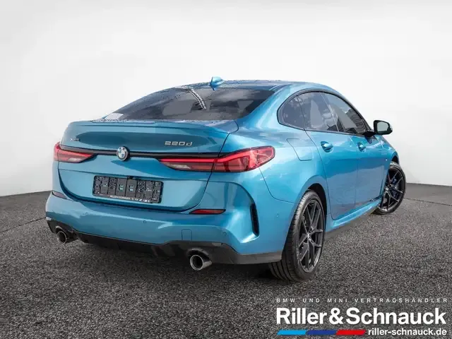 BMW 220