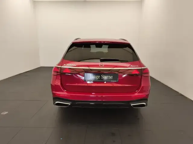 Mercedes-Benz E 300