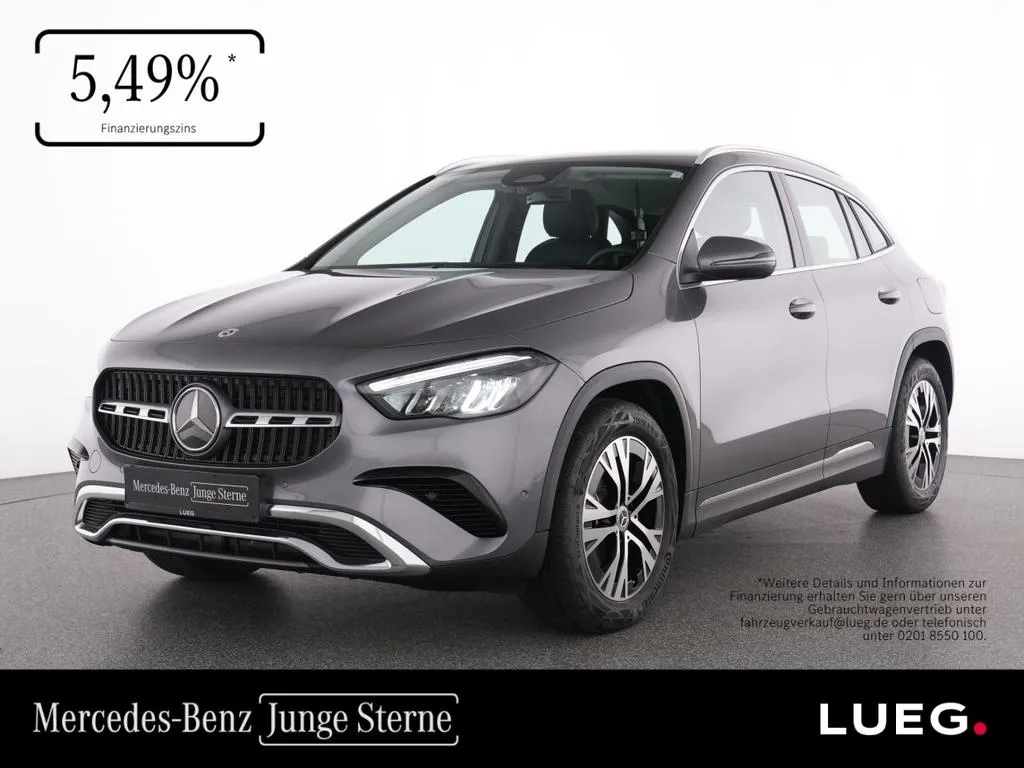 Mercedes-Benz GLA 200