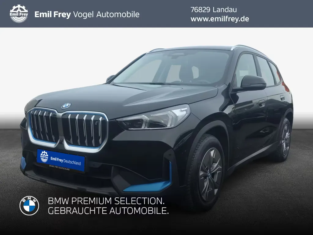 BMW iX1