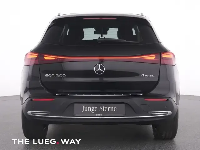 Mercedes-Benz EQA 300