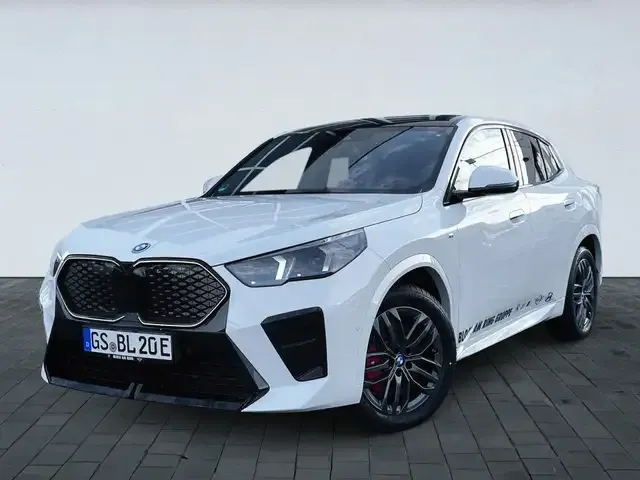 BMW iX2