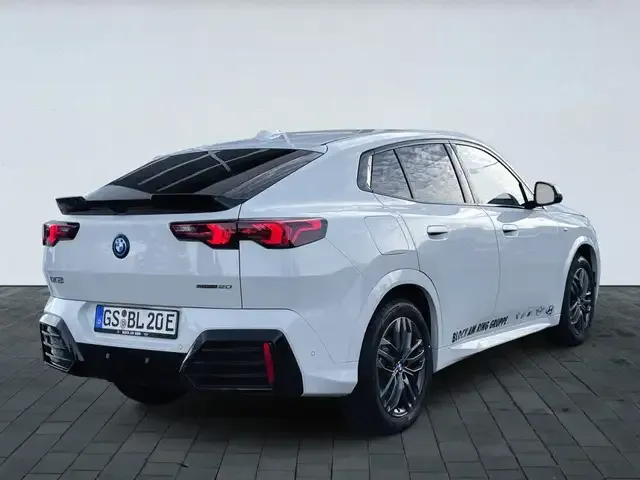 BMW iX2