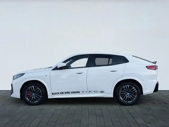 BMW iX2