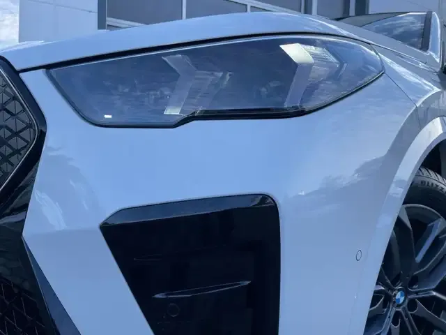 BMW iX2