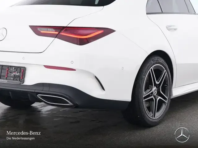 Mercedes-Benz CLA 200