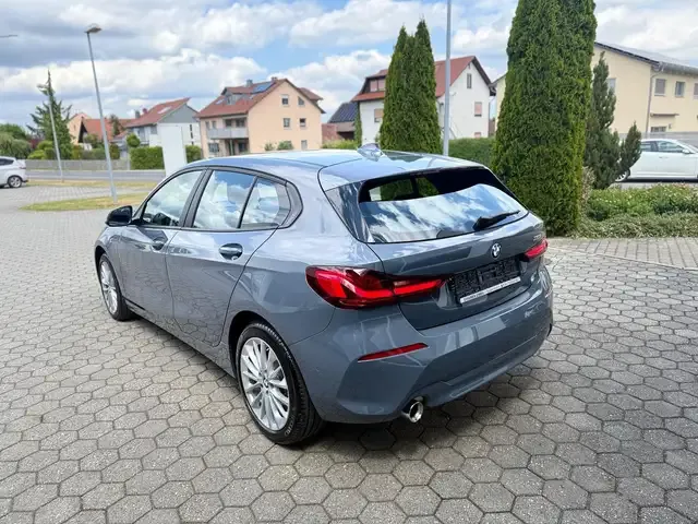 BMW 118