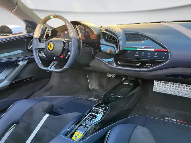 Ferrari SF90 Spider