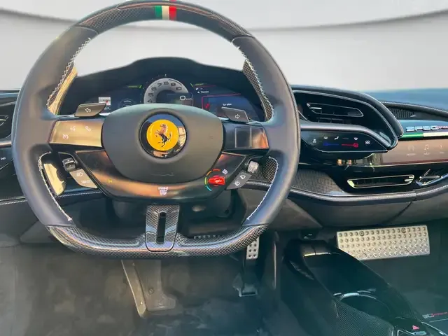 Ferrari SF90 Spider