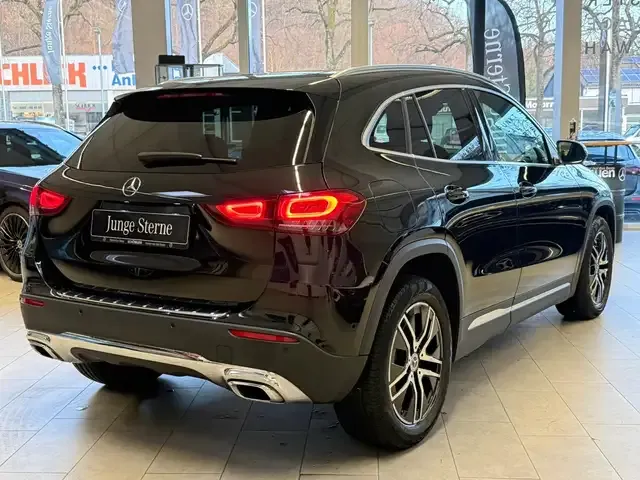 Mercedes-Benz GLA 250