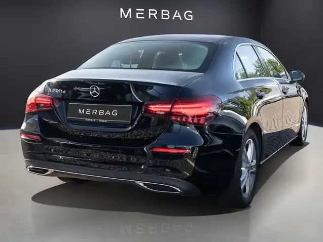 Mercedes-Benz A 200
