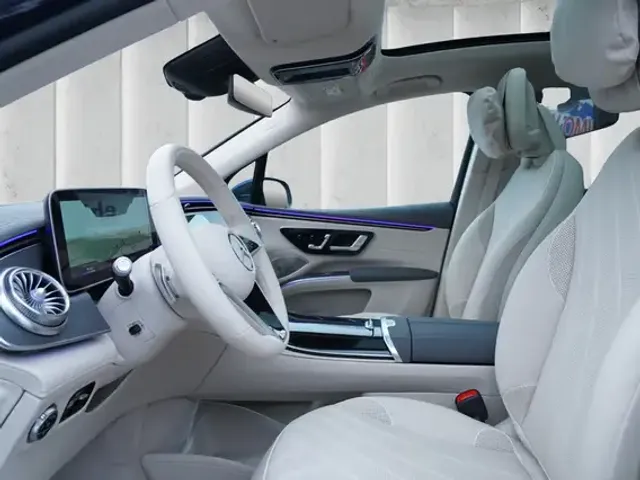 Mercedes-Benz EQS SUV