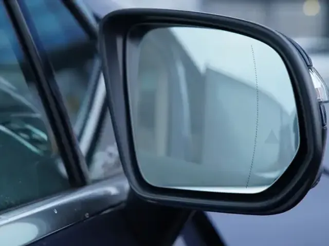 Mercedes-Benz EQS SUV