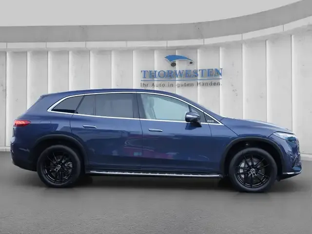 Mercedes-Benz EQS SUV