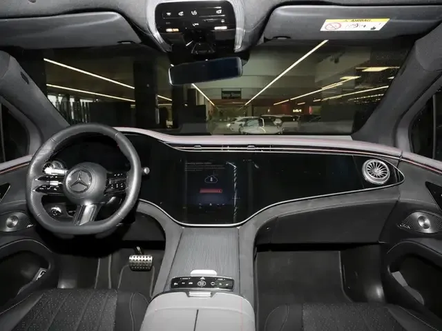 Mercedes-Benz EQS SUV