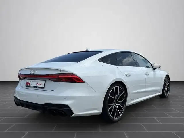 Audi S7