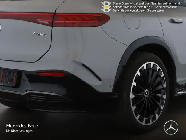 Mercedes-Benz EQS SUV