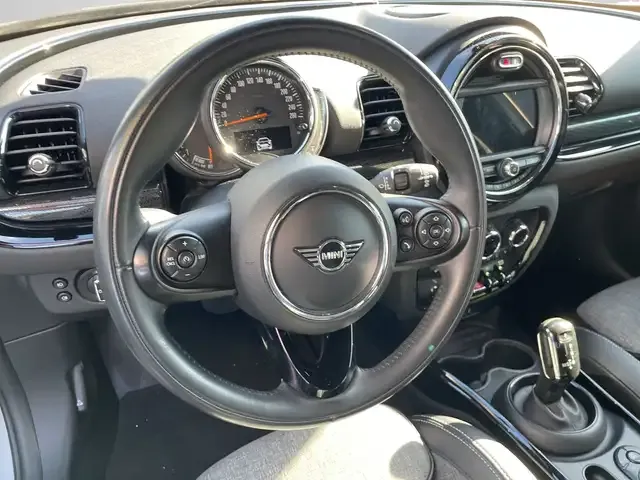 MINI Cooper Clubman