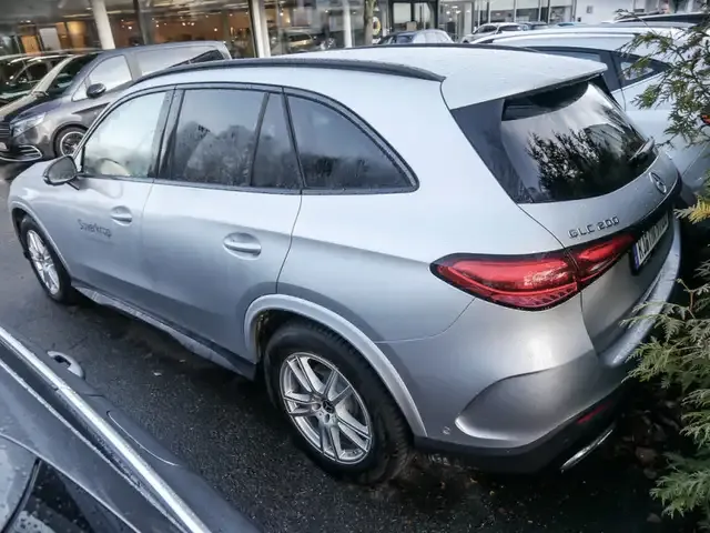Mercedes-Benz GLC 200