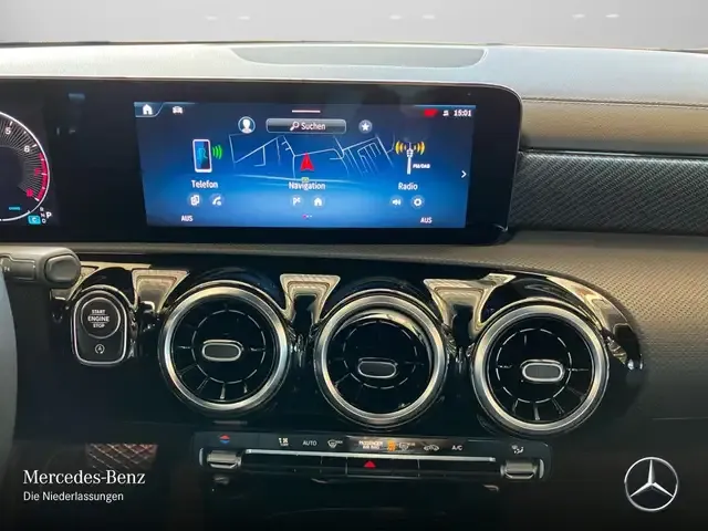 Mercedes-Benz CLA 180