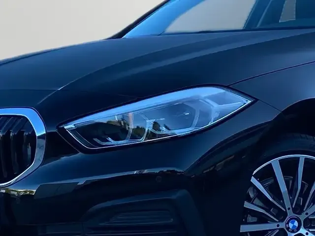 BMW 118
