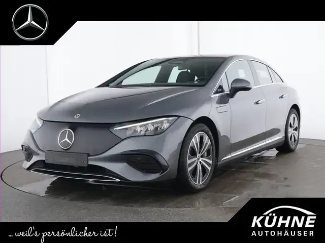 Mercedes-Benz EQE 300