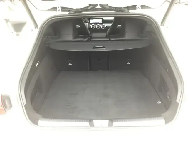 Mercedes-Benz CLA 220