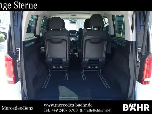 Mercedes-Benz V 250