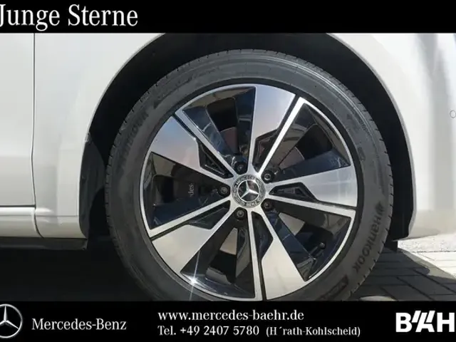 Mercedes-Benz V 250