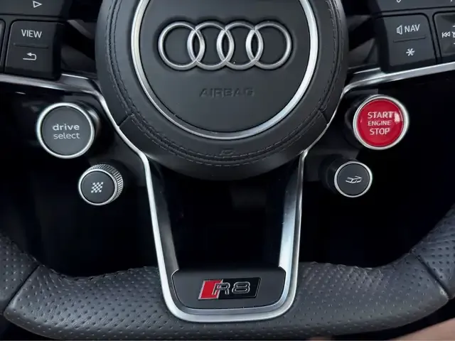 Audi R8