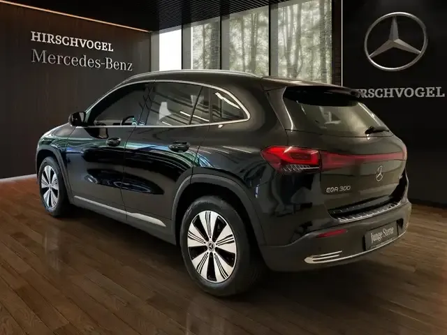 Mercedes-Benz EQA 300