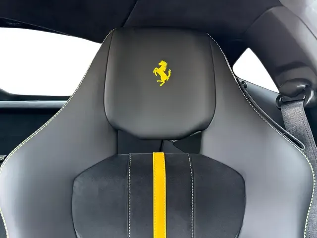 Ferrari 812