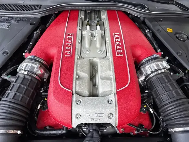 Ferrari 812