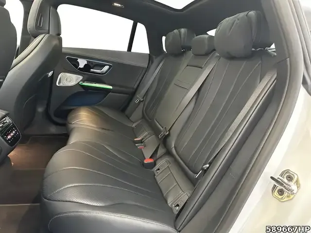 Mercedes-Benz EQE 300