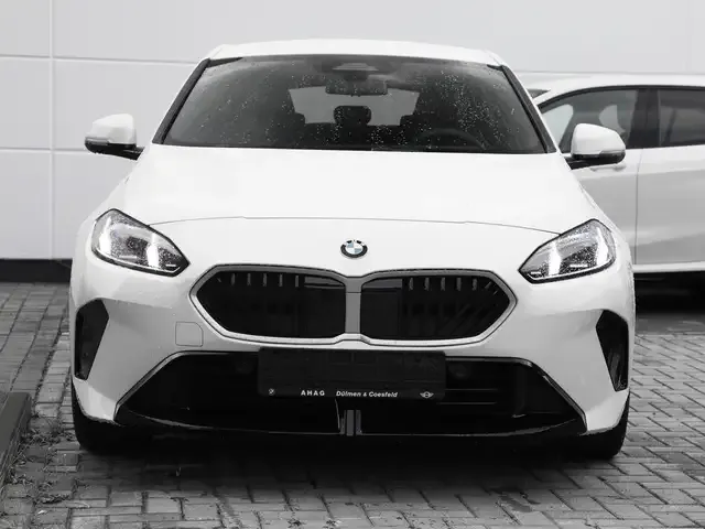 BMW 114