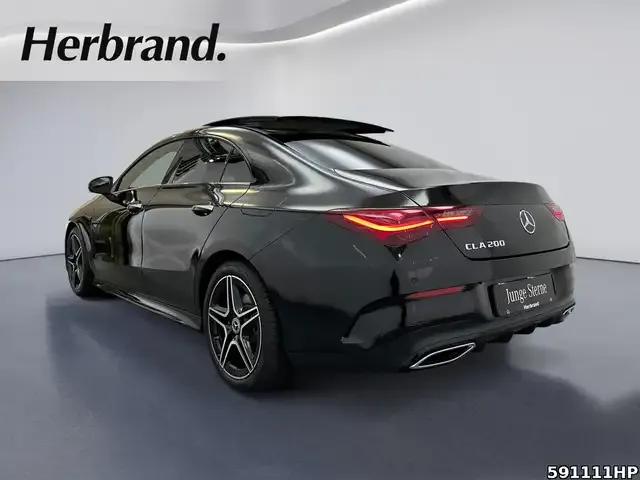 Mercedes-Benz CLA 200