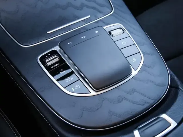 Mercedes-Benz E 400