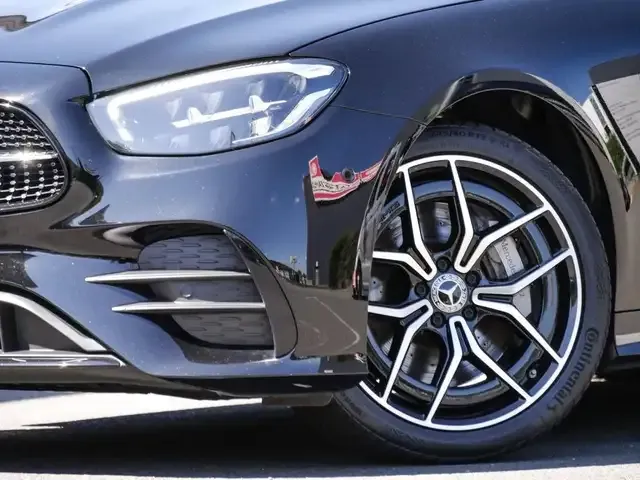 Mercedes-Benz E 400